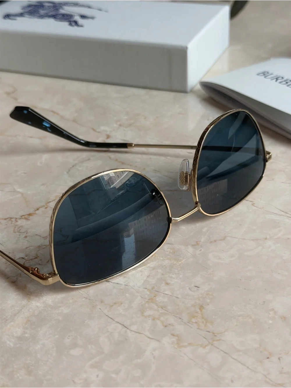 Burberry Burberry BE3171 sunglasses